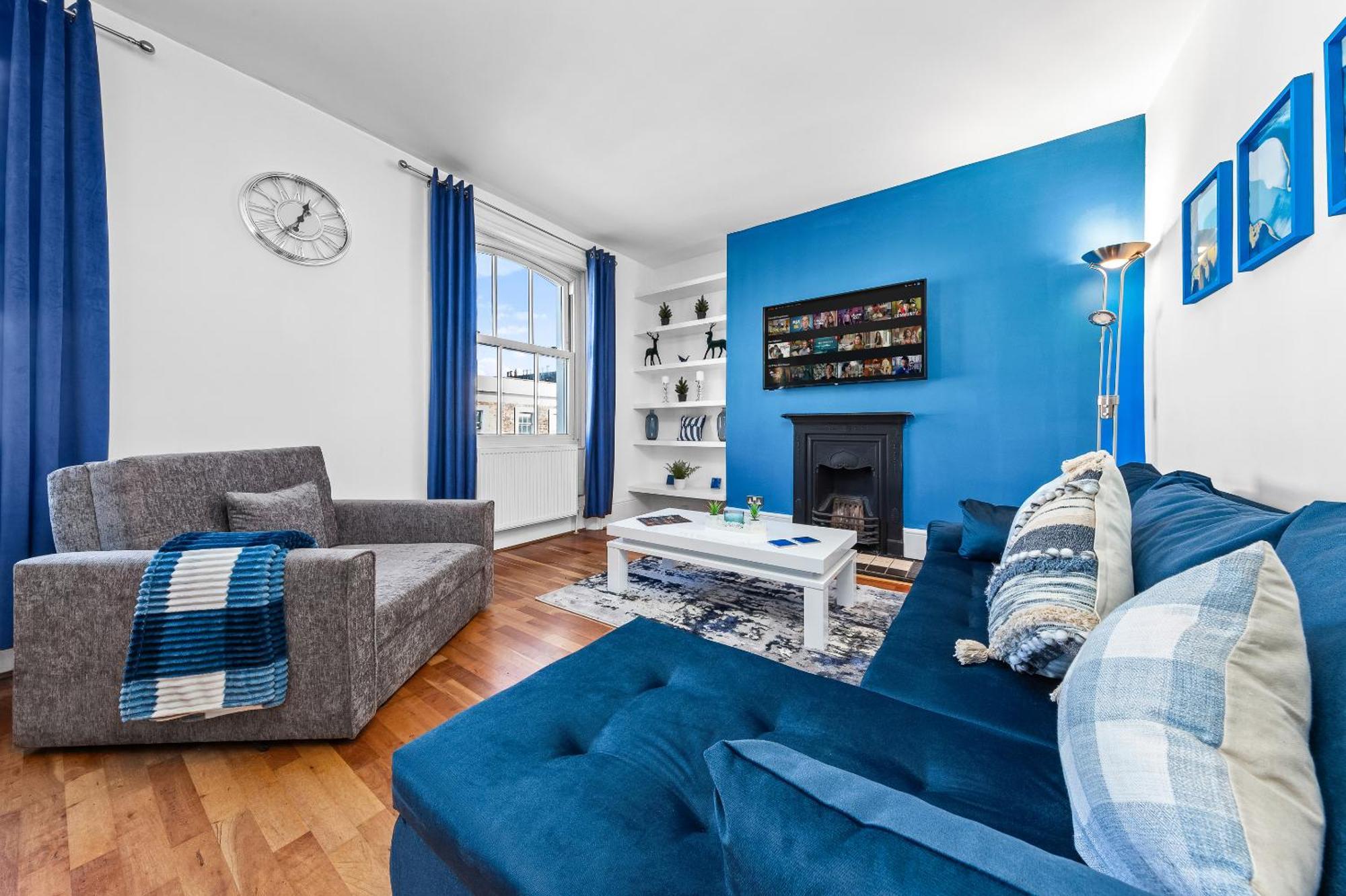Balcony Blue Theme 1 Bedroom Central London Luxury Flat Near Hyde Park! Accommodates Up To 6! Double Sofa Bed And Next To Station! Екстер'єр фото